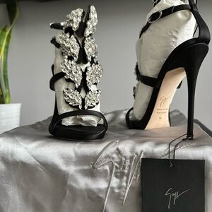 Giuseppe Zanotti Crystal Wing Sandals | Size 6 | Red Carpet | $2,125 Retail